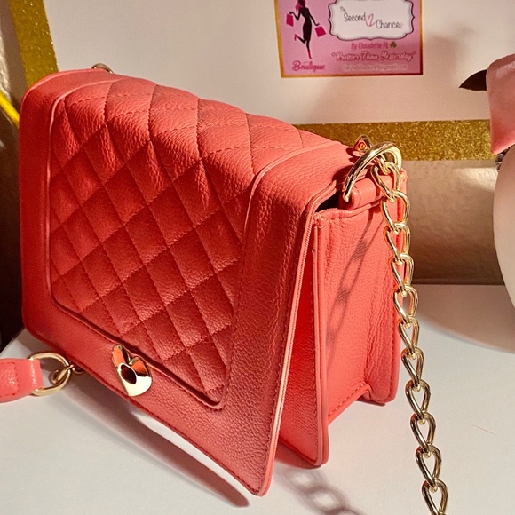 Bright  peach pink medium crossbody bag - Picture 15 of 16